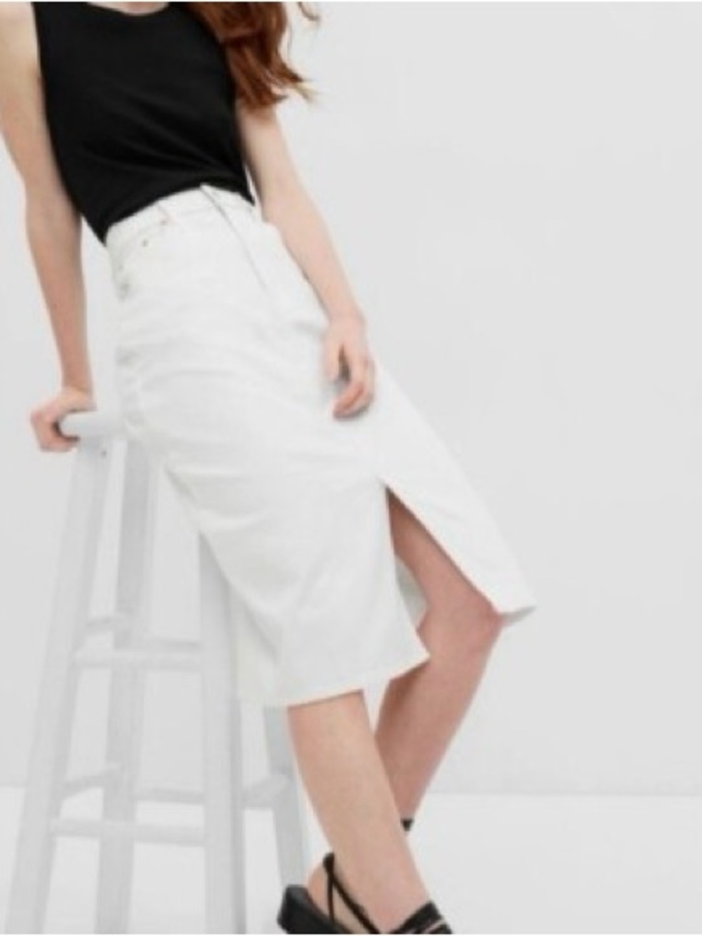 GAP Icon White Denim Pencil Skirt with Front Slit 10 30